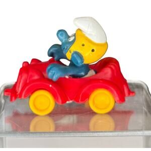 Vintage Car Super Smurf #40210 PVC Figurine